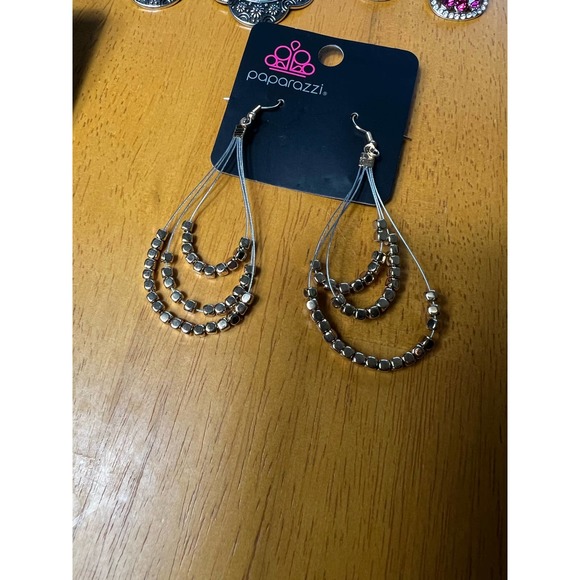 NWT Set of 5 Paparazzi Dangle Earrings - Picture 4 of 5